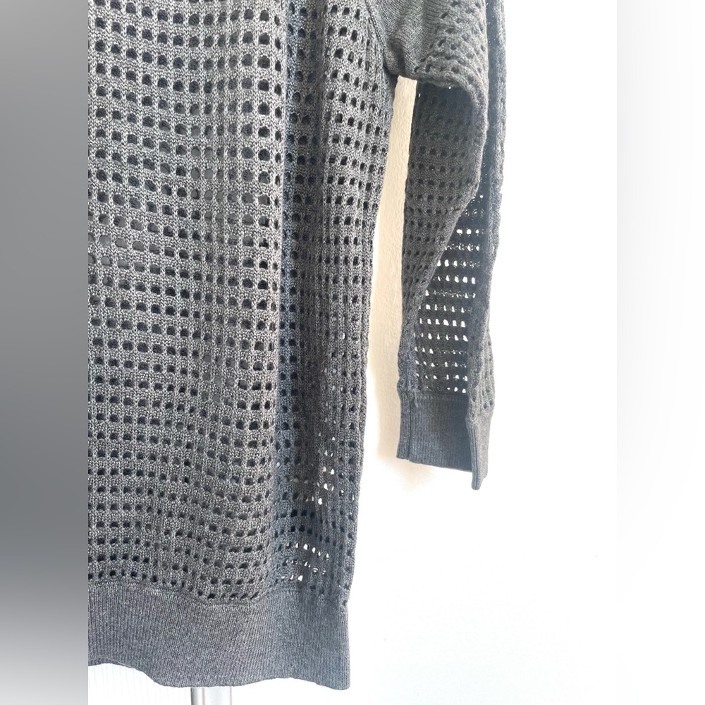 Express Sweater - Picture 6 of 6
